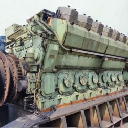 Rolls-Royce Bergen B32:40 diesel generator set