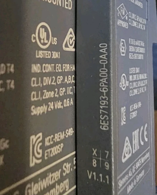 siemens-et200sp-cpu-label-certifications Side view of Siemens ET 200SP CPU showing UL listing, CE certification, and model number 6ES7193-6PA00-0AA0 for industrial compliance