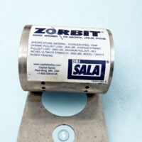 Close-up of the Zorbit 7401013 label showing a 5,000 lbs ultimate strength rating and 2,500 lbs peak dynamic pullout load for industrial safety