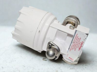 NT3002042SM1W00 Installation Safety Sticker Close-up of Flowserve NT3002042SM1W00 Port Protection Caution Label