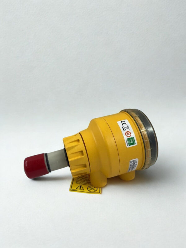 GF Signet 3-2551-P0-42 Insertion Magmeter Body Profile Side profile of Georg Fischer 2551 Magmeter showing yellow polypropylene housing and insertion probe with protective red cap.