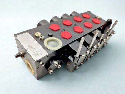 Hawe PSV 6 1/235-5 Proportional Valve - Top Isometric View Hawe Hydraulik PSV 6 1/235-5 Proportional Directional Spool Valve Bank with Red Dust Caps
