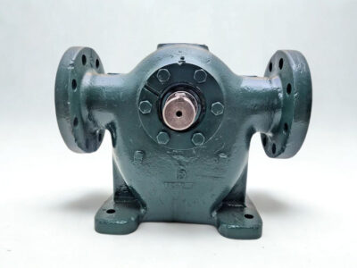 Roper Pump Drive Shaft and Port Alignment Front view of a Roper F Series pump highlighting the drive shaft, mounting holes, and horizontal flanged port configuration.