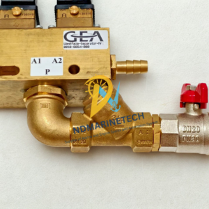 GEA Westfalia Separator 0018-6654-000 OEM Part Label Lower manifold view of the GEA Westfalia 0018-6654-000 valve block connected to a DN20 PN30 brass Y-strainer and a red-handled manual ball valve.