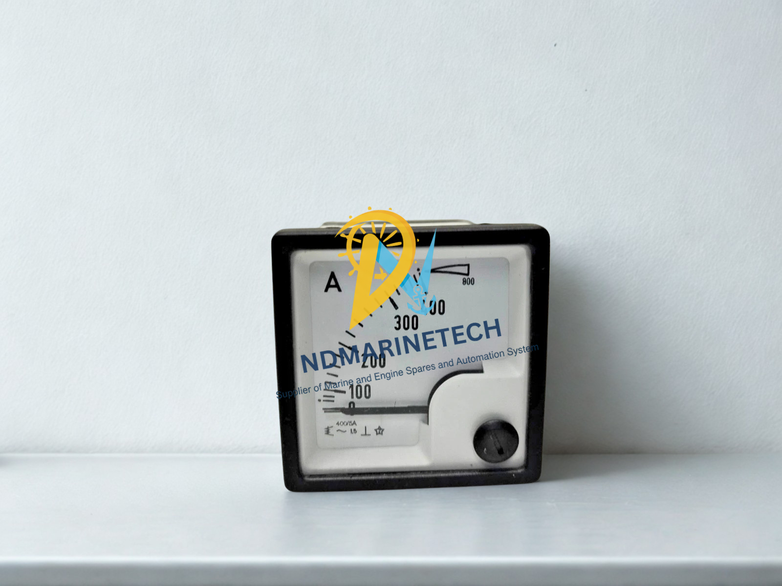 Tamrotor TMC NT5254 A-Meter Marine Compressor Front face dial of Tamrotor TMC NT5254 marine compressor A-meter gauge displaying 400/5A current rating scale up to 800 Amps by NDMARINETECH.