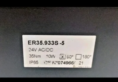 Valpes ER35.933S-5 Technical Specifications Label Technical specification label for Valpes ER35.933S-5 detailing 24V AC/DC power, 35Nm torque, 10W consumption, and IP65 rating.