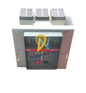 ABB Sace F2 F2S 2500A - Technical Specifications Label Close-up of ABB Sace F2 F2S technical nameplate data showing 2500A rated current, 690V operation voltage, and 60kA short-time withstand current.