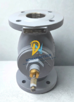 Front view of Honeywell V5016A1127 2-way flanged globe valve with brass stem assembly, showing the Centra nameplate on the upper flange.