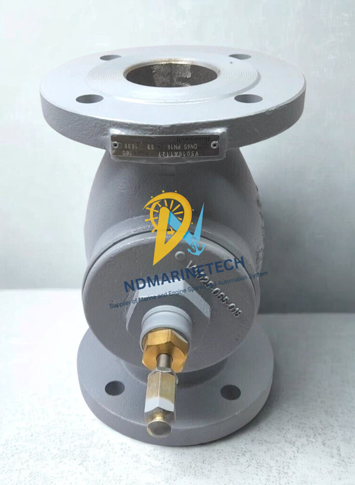 Honeywell V5016A1127 2 Way Valve(1) Front view of Honeywell V5016A1127 2-way flanged globe valve with brass stem assembly, showing the Centra nameplate on the upper flange.