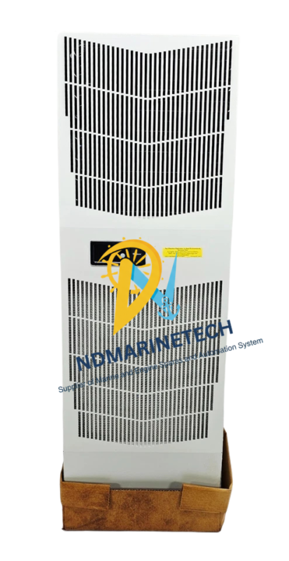 nVent HOFFMAN G521246G050 SpectraCool Air Conditioner Front View Front face overview of the white nVent HOFFMAN G521246G050 SpectraCool enclosure air conditioner featuring the upper and lower ventilation air intake grilles.