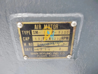 SHIN MYUNG SM-15P-1000 Air Motor Specification Plate Close-up of the original OEM specification nameplate for the SHIN MYUNG SM-15P-1000 air motor detailing 15 PS capacity at 1000 RPM made in Pusan, Korea.