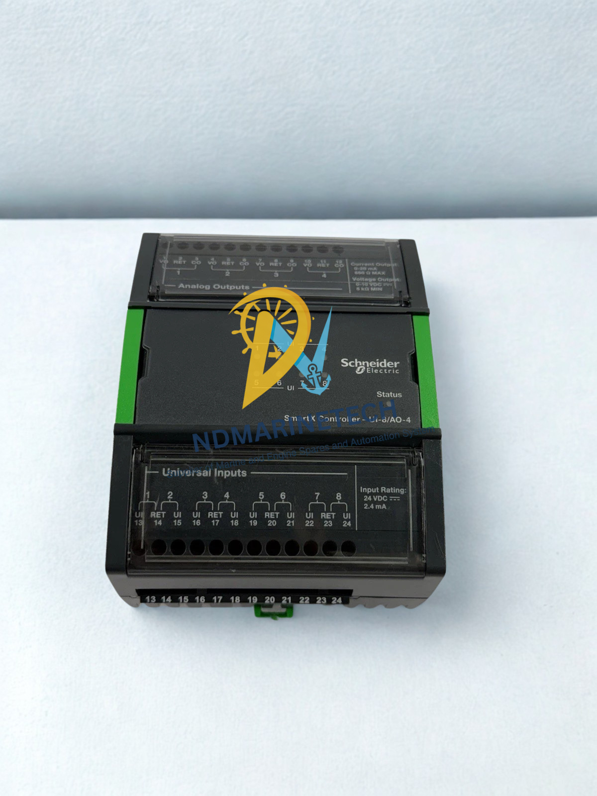 Schneider Electric SXWUI8A4X10001 Top view of Schneider Electric SmartX UI-8/AO-4 SXWUI8A4X10001 controller module showing wiring diagrams for analog outputs and universal inputs