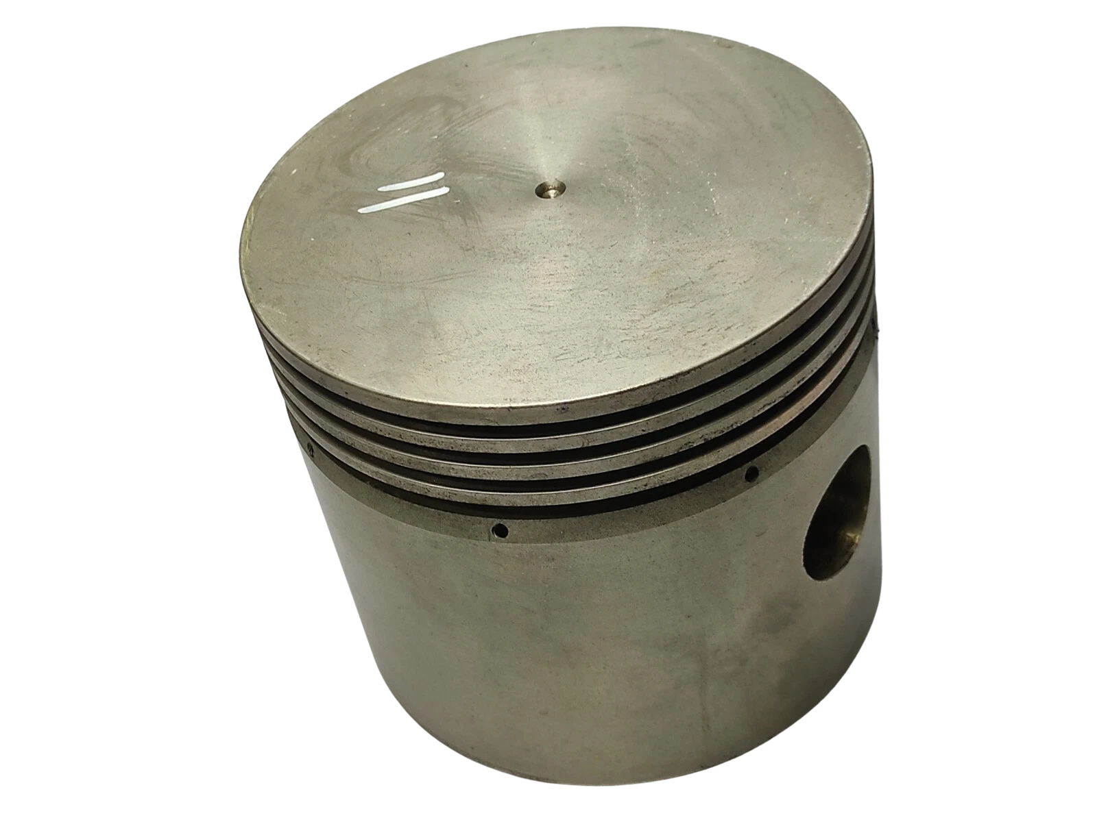 Gardner Denver 5WAG15 External view of the Gardner Denver 5WAG15 compressor piston showing ring grooves and top surface