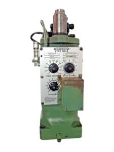 Woodward UG-8 Governor 8520-289 Front View Front view of Woodward UG-8 Governor part 8520-289 showing speed control dials