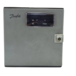 Danfoss EKS 65 084H3020 electronic expansion valve controller closed front housing with status display window
