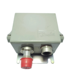 Danfoss EMP 2 084G2111 pressure transmitter port and cable gland entry view