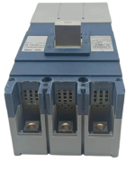 Line-side internal arc chute vents and connection terminals on Federal Electric S400 MCCB