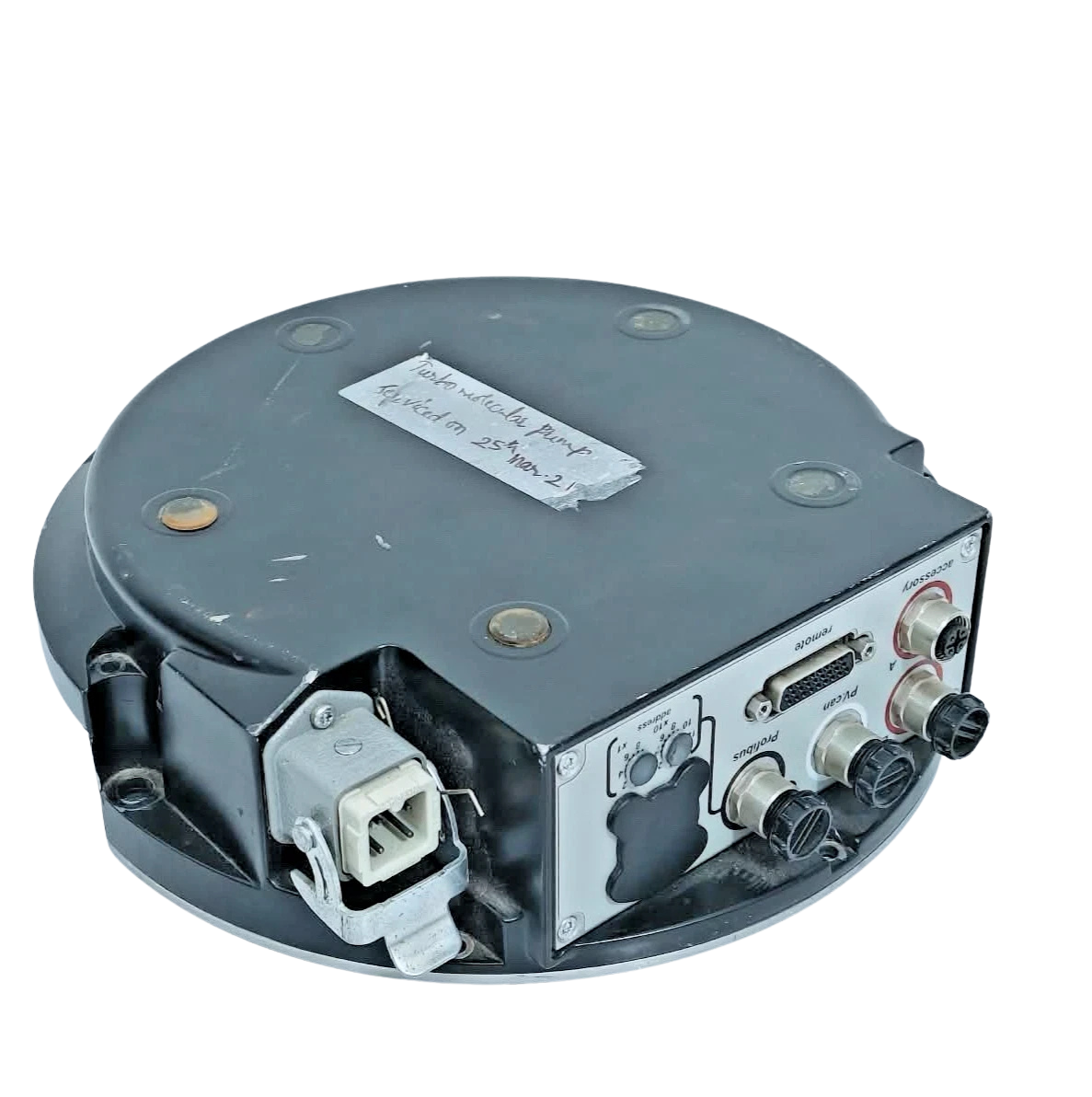Pfeiffer TC 1200 PB Electronic Drive Unit1 Pfeiffer TC 1200 PB electronic drive unit top view showing connection ports