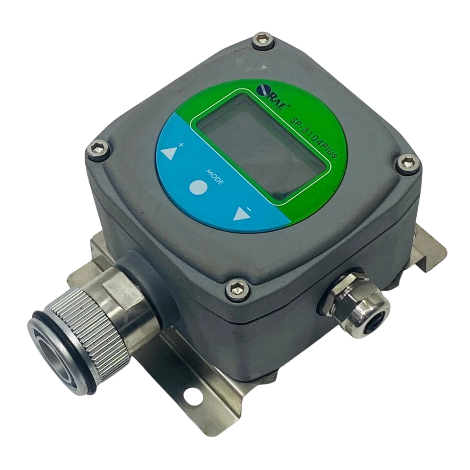 RAE SP-3104Plus Gas Detector3 RAE Systems SP-3104Plus intrinsically safe gas monitor with mounting bracket and cable gland