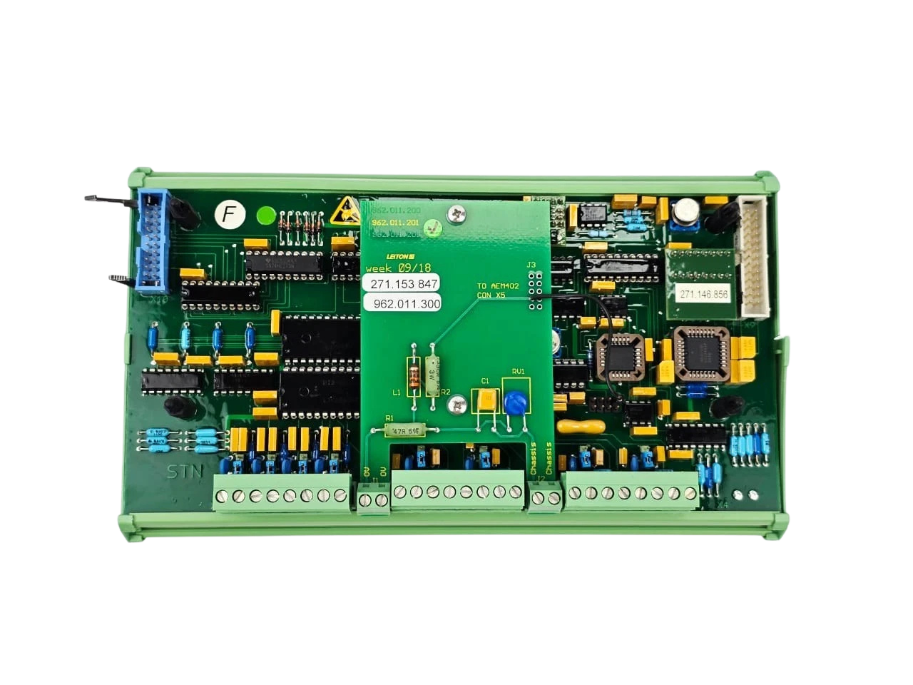 Wartsila SAM Electronics AEM 4021 Wartsila SAM Electronics AEM 402 analog input module 271.153 847 PCB top view with screw terminals