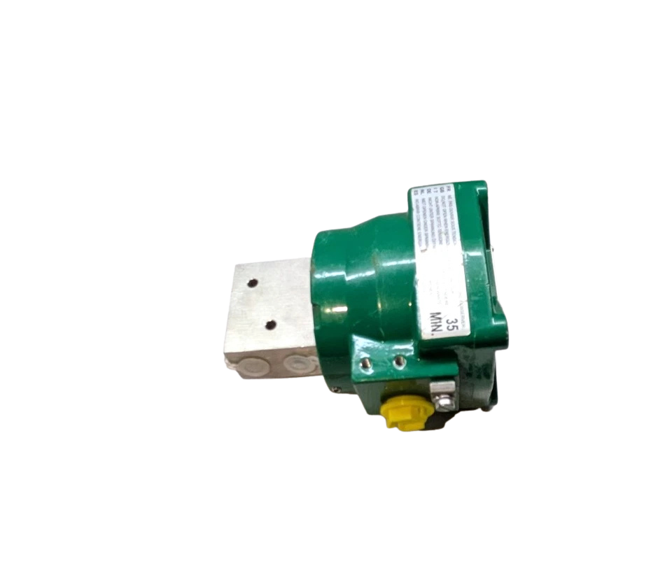 ASCO NFET 8327B102 solenoid valve ASCO NFET 8327B102 flameproof 3/2 solenoid valve with green operator housing