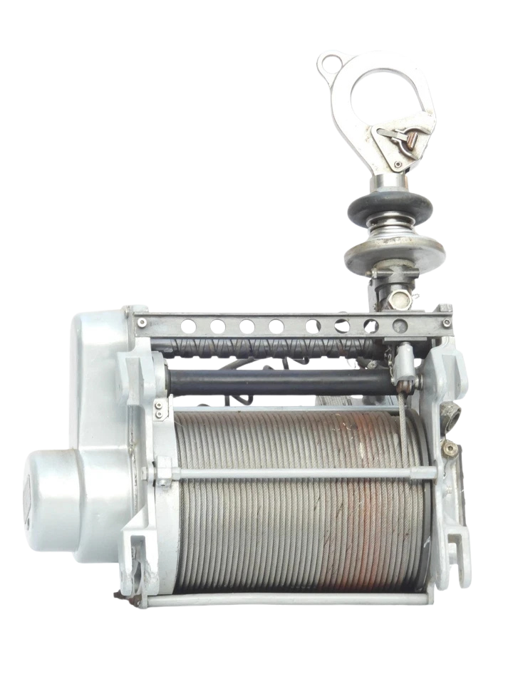 Breeze Eastern rescue hoist winch assembly Breeze-Eastern helicopter rescue hoist winch assembly with 600 lb rated cable drum and safety hook