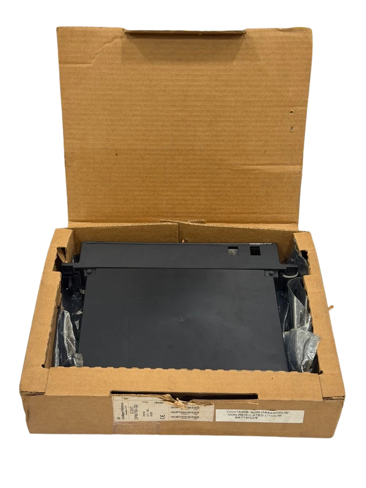 GE Fanuc IC697CPM790-GD GE Fanuc IC697CPM790-GD Series 90-70 CPU module inside original factory packaging