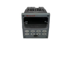 Honeywell UDC2500 Universal Digital Controller front display and keypad