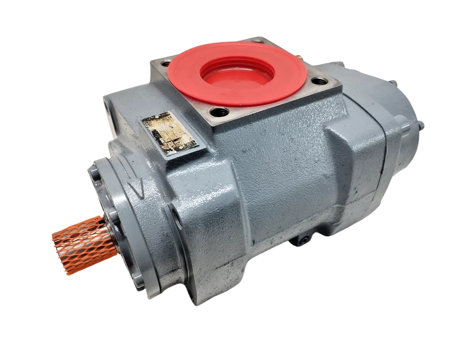 Tamrotor E12 marine screw compressor Tamrotor E12 Code 50553344 marine screw compressor air end with protective mesh shaft cover