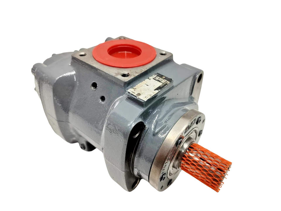 Tamrotor Marine Compressor E6 Tamrotor Marine Compressor E6 CC1056758 screw airend with drive shaft and inlet port