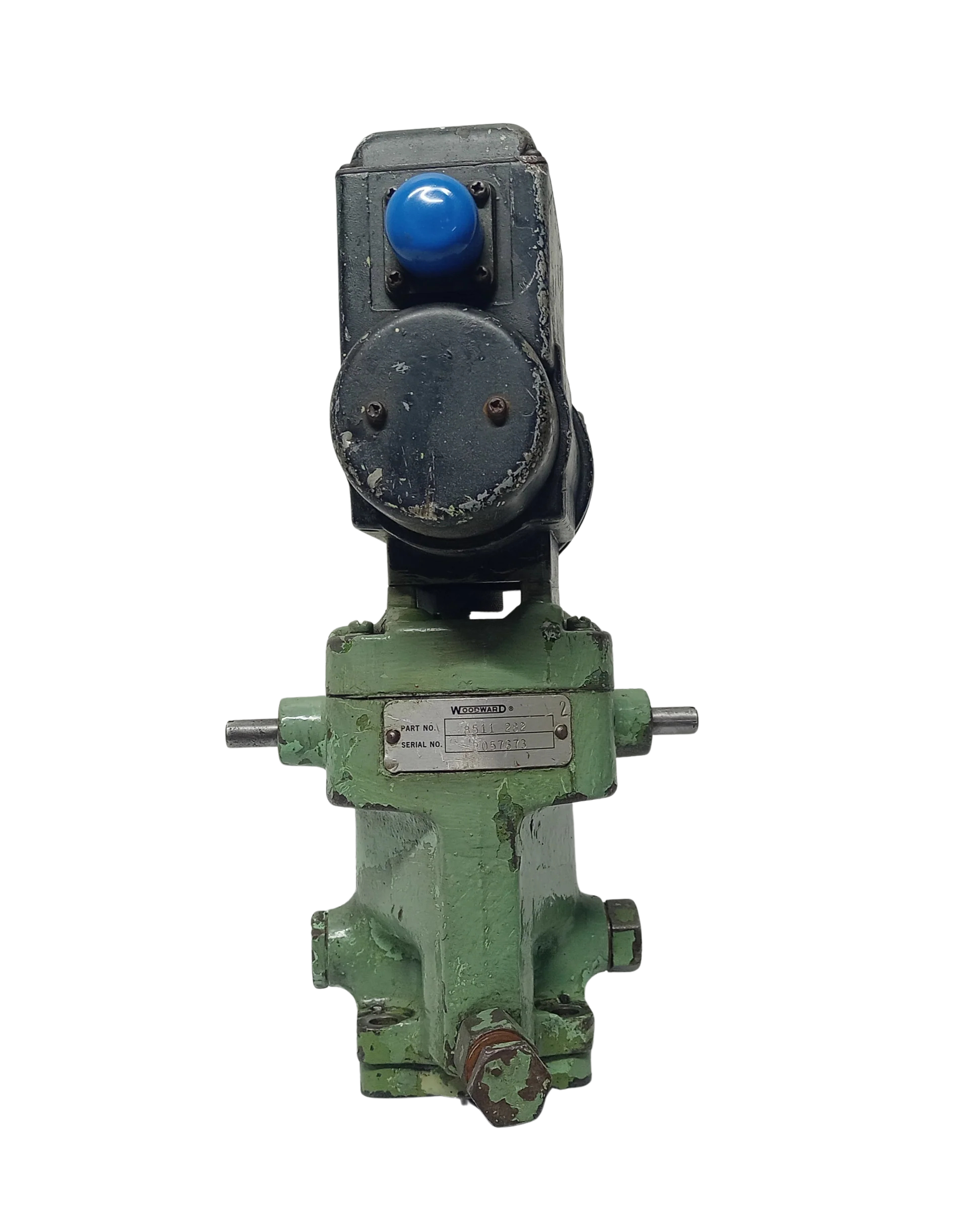 Woodward 8511-282 Governor with Motor Woodward 8511-282 hydraulic speed governor with electric synchronizing motor front view