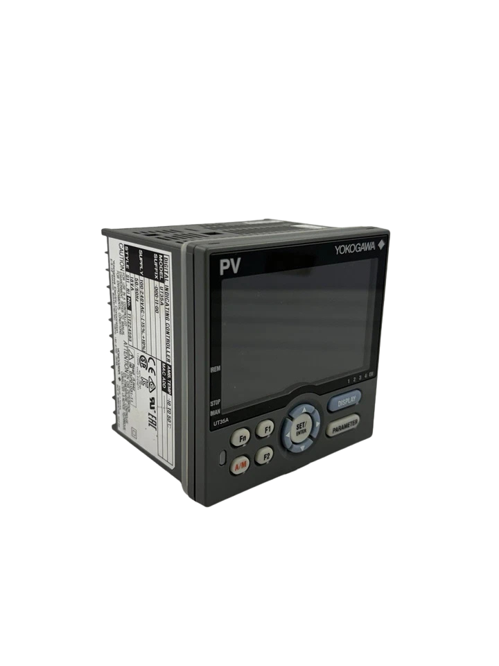 Yokogawa UT35A-000-11-00 Temperature Controller1 Yokogawa UT35A digital indicating temperature controller angled view